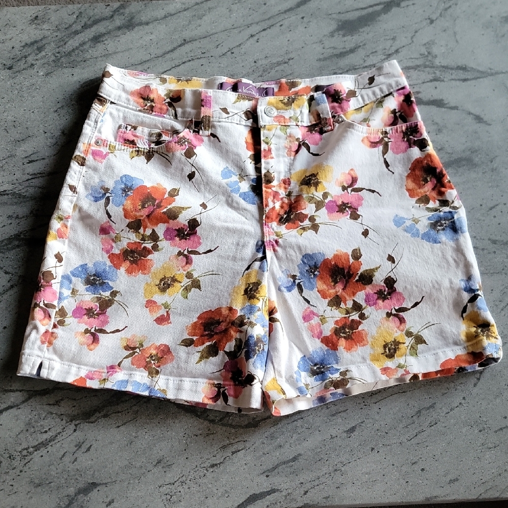 GLORIA VANDERBILT Amanda Floral High Rise Shorts Multi Color Size 12